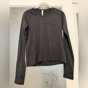 Lululemon - Long-Sleeve Shirt